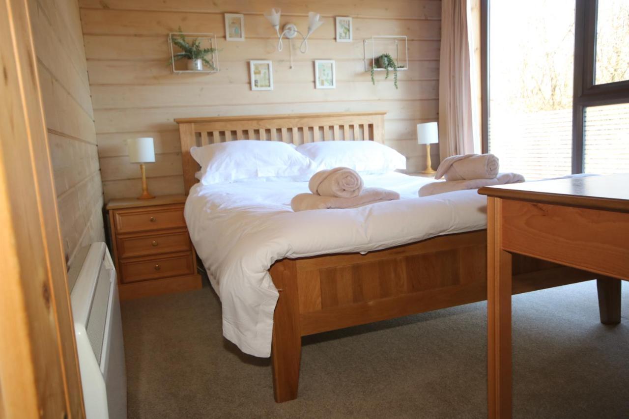 Hartland Hideaway Lodge Woolfardisworthy  Kültér fotó